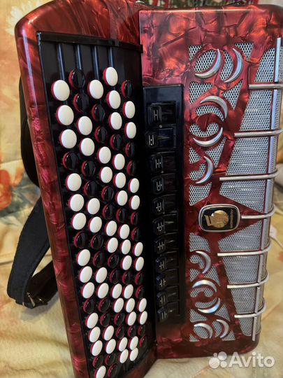 Баяны эстрадные, заказные и ученические