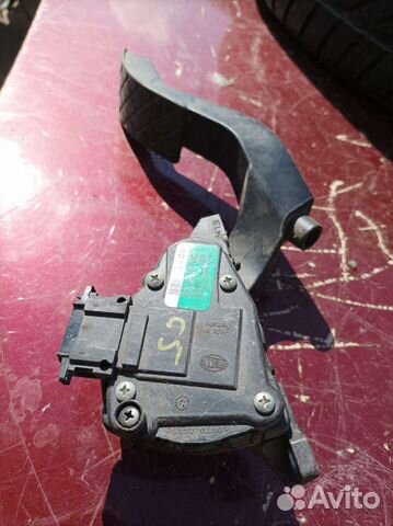 Педаль газа Audi, VW 8D1 721 523 E