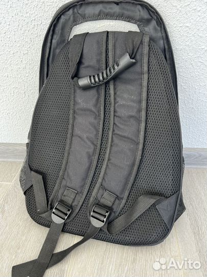 Переноска-рюкзак для животных до 8 кг