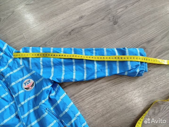 Демисезонная куртка sela 4т