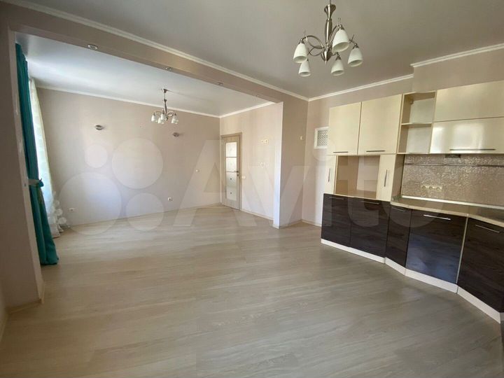 2-к. квартира, 60,2 м², 4/10 эт.