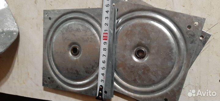 Поворотная платформа для кресла в лодку