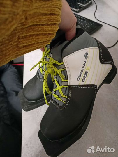 Лыжные ботинки