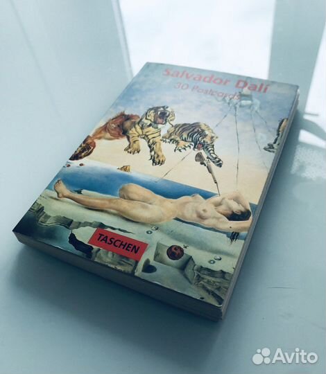 Набор открыток Сальвадор Дали