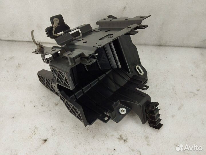 Короб предохранителей Jeep Grand Cherokee 68318605