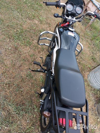 Продаю мопед