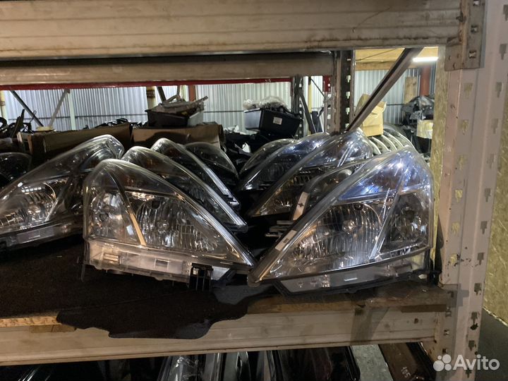 Фара Nissan Teana J32