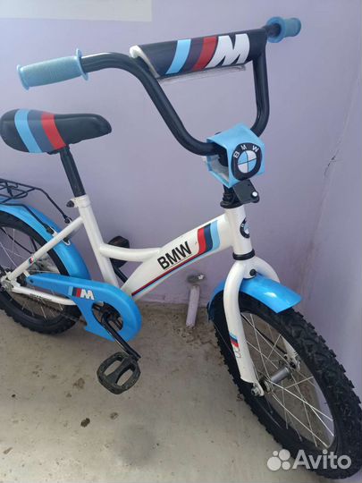 Детский велосипед бмв