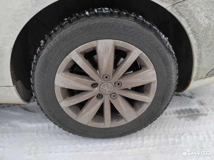 Gislaved Nord Frost 200 215/55 R16