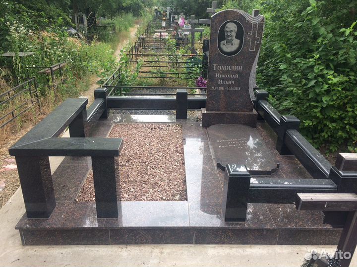 Изготовление, устоновка Памятников