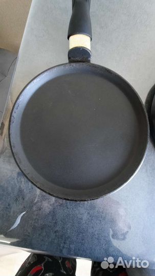 Сковорода блинная бу