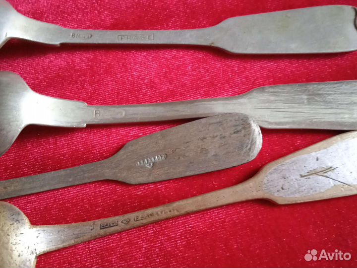 Крест и крестики и ложки 19в., яйцо хв