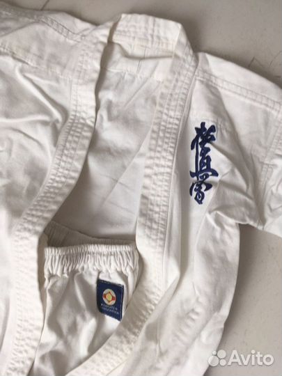 Продам детское кимоно на рост 128-134