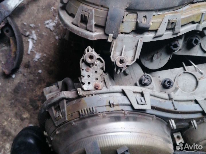 Фары мерседес w210