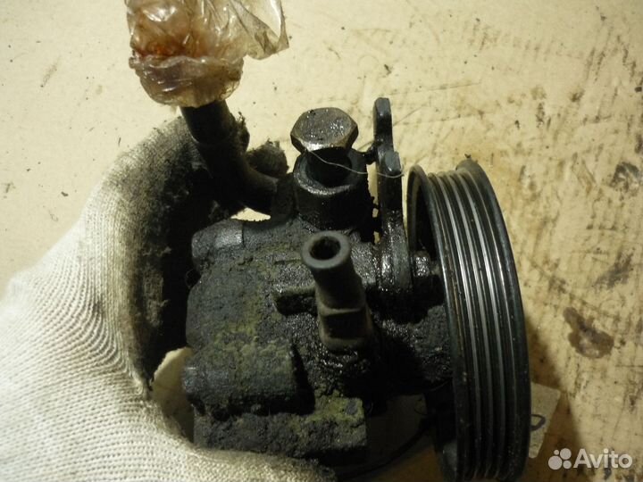 Насос гур Спектра 1.6