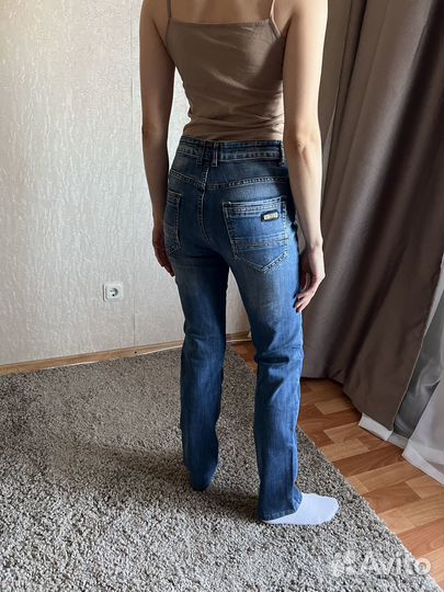 Джинсы женские новые
