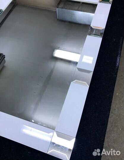 Черное зеркало на заказ