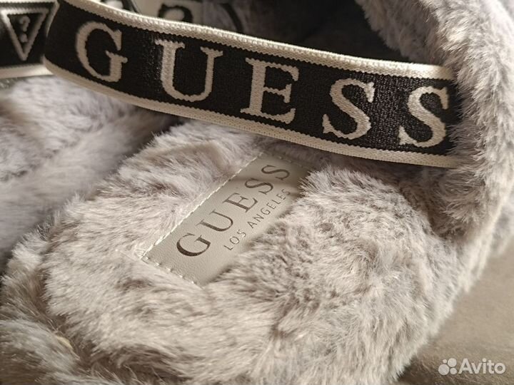 Женские тапочки Guess серые