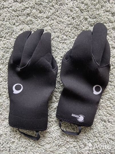 Гидрокостюм перчатки