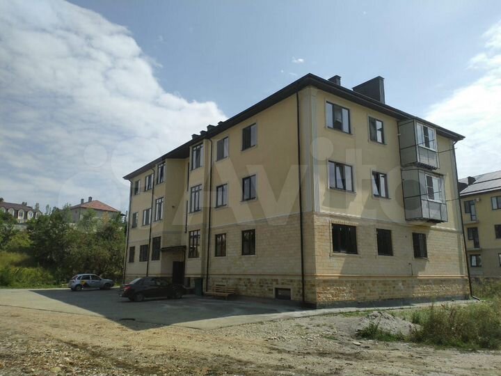 2-к. квартира, 63 м², 3/3 эт.