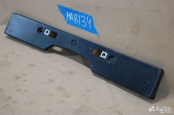 Площадка номерного знака - Toyota RAV 4 (2015-19г)