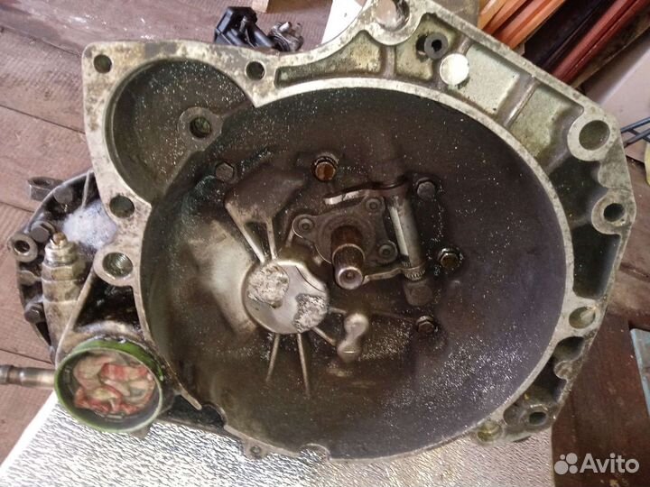 Гольф 2 кпп-4 на запчасти