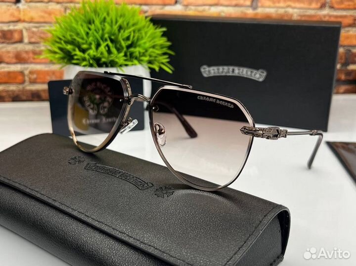Солнцезащитные очки chrome hearts