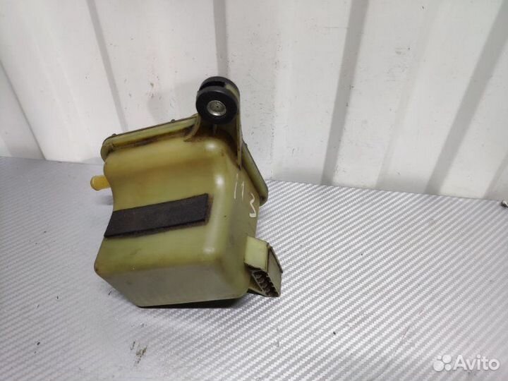 Бачок гидроусилителя Mazda 3 Mps BK 2.3 MT MPS