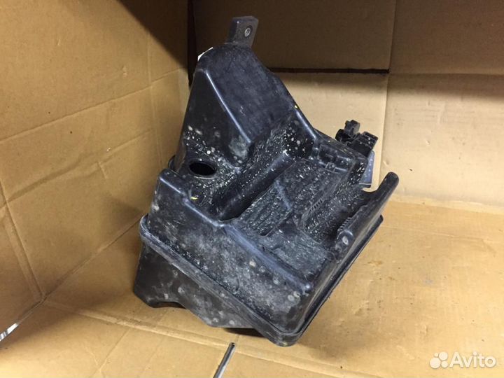 Бочок омывателя Volkswagen Polo