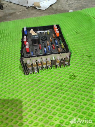 Блок предохранителей Volkswagen Passat B6