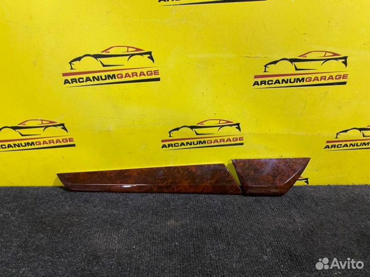 Накладка передняя левая Mercedes 204 W204 M271.952