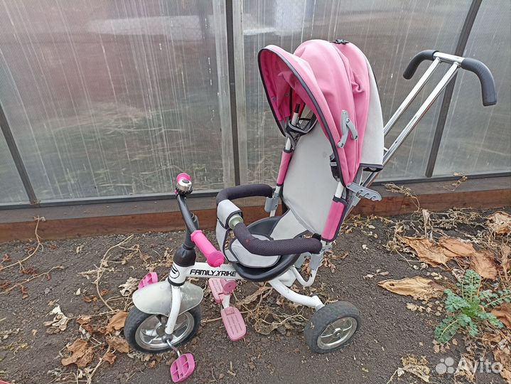 Детский велосипед с родительской ручкой