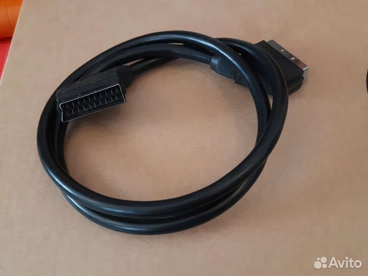 Кабель scart - scart и RCA (1 м)