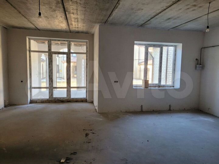 Таунхаус 330 м² на участке 2,5 сот.