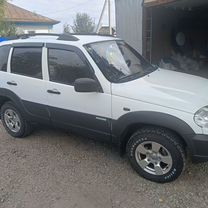 Chevrolet Niva 1.7 MT, 2015, 125 773 км, с пробегом, цена 690 000 руб.