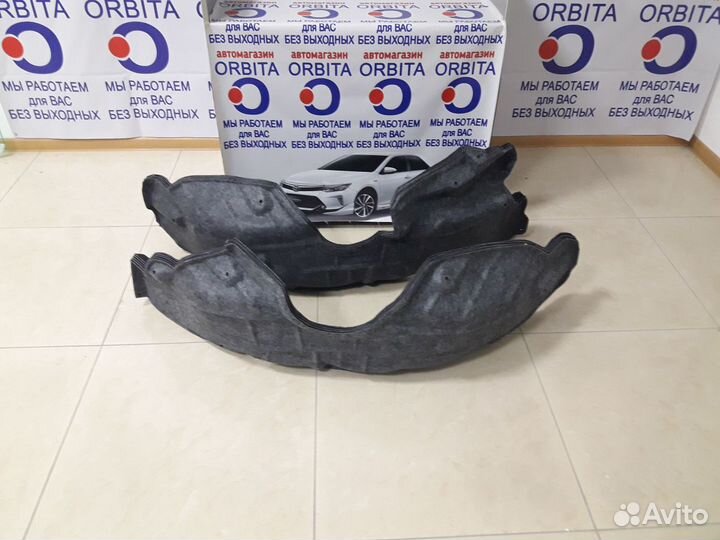 Подкрылок RH+LH (Локер) на Toyota Camry V50-V55