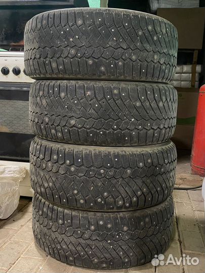 Continental IceContact 2 215/50 R17