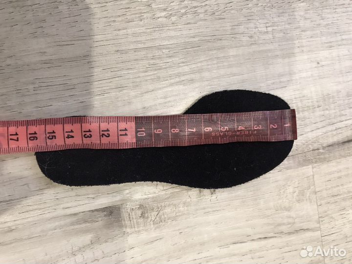 Коньки хоккейные