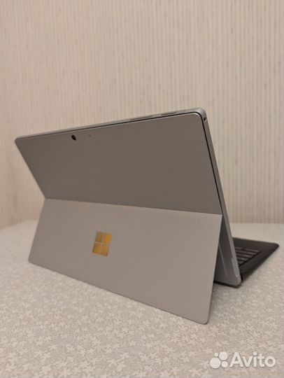 Microsoft Surface Pro 7 i5 8/256 + Type cover