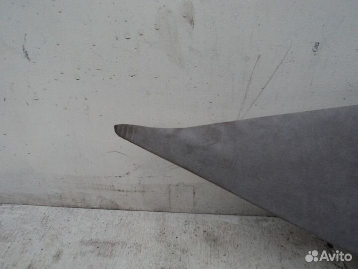 Обшивка стойки левая задняя Audi A8 D2