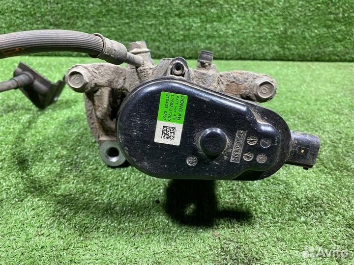 Суппорт задний левый Kia K5 с 2020