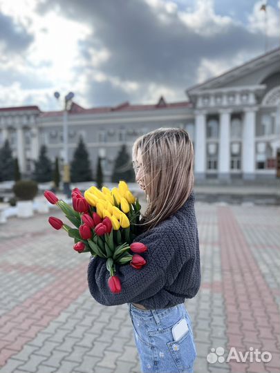 Тюльпаны на 8 марта