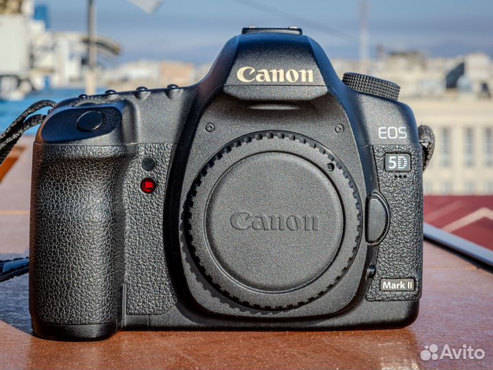 Продается Canon 5D Mark II