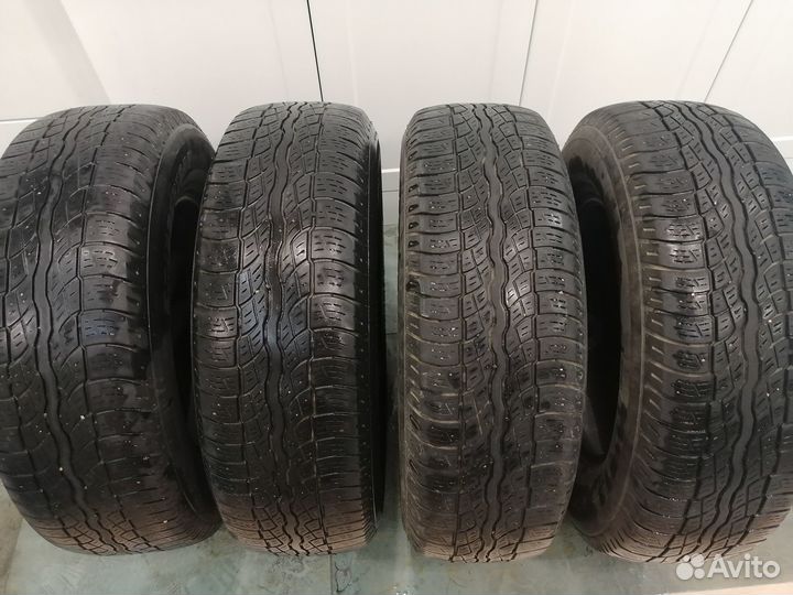 Bridgestone Dueler H/T 687 225/70 R16
