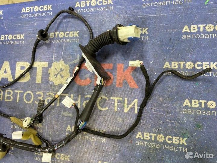 Проводка двери передняя правая Mazda Atenza GH