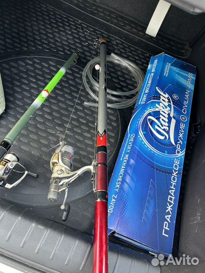 Удочки и катушка