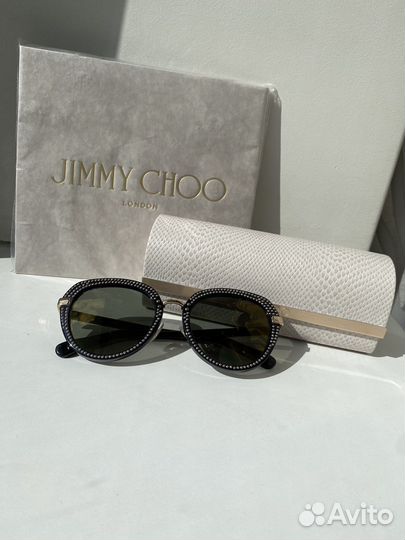 Солнцезащитные очки женские брендовые