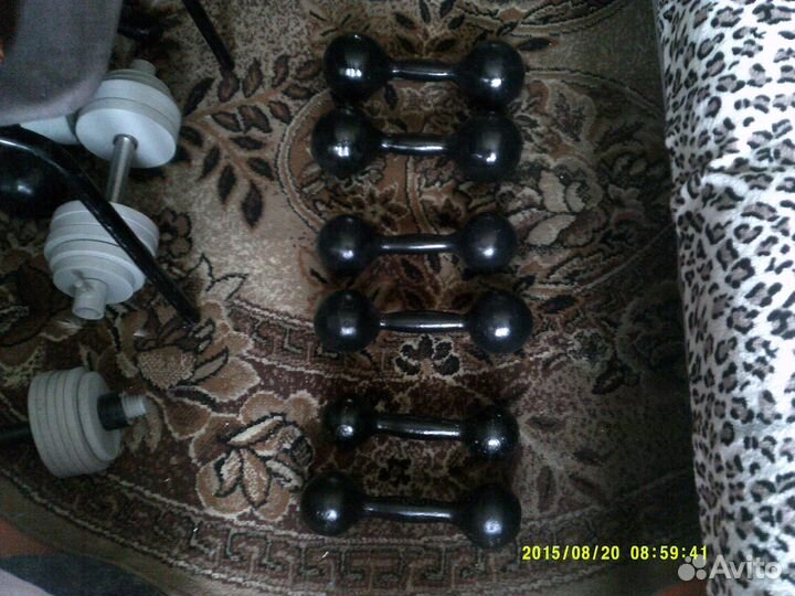 Гантели заводские:10кг,8кг,5кг,4кг,3кг,1,5кг