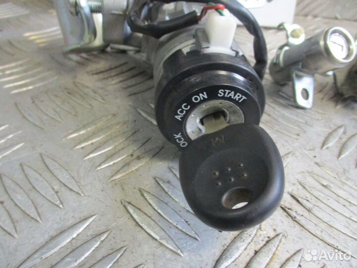 Замок зажигания Киа Рио 3 2012г