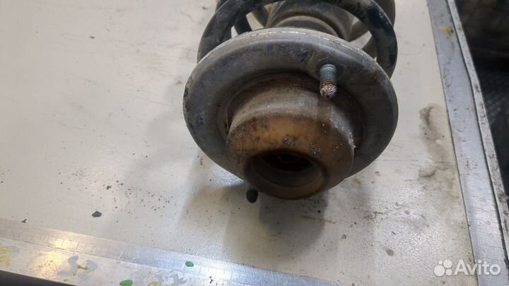 Амортизатор подвески Volkswagen Passat 5, 2002